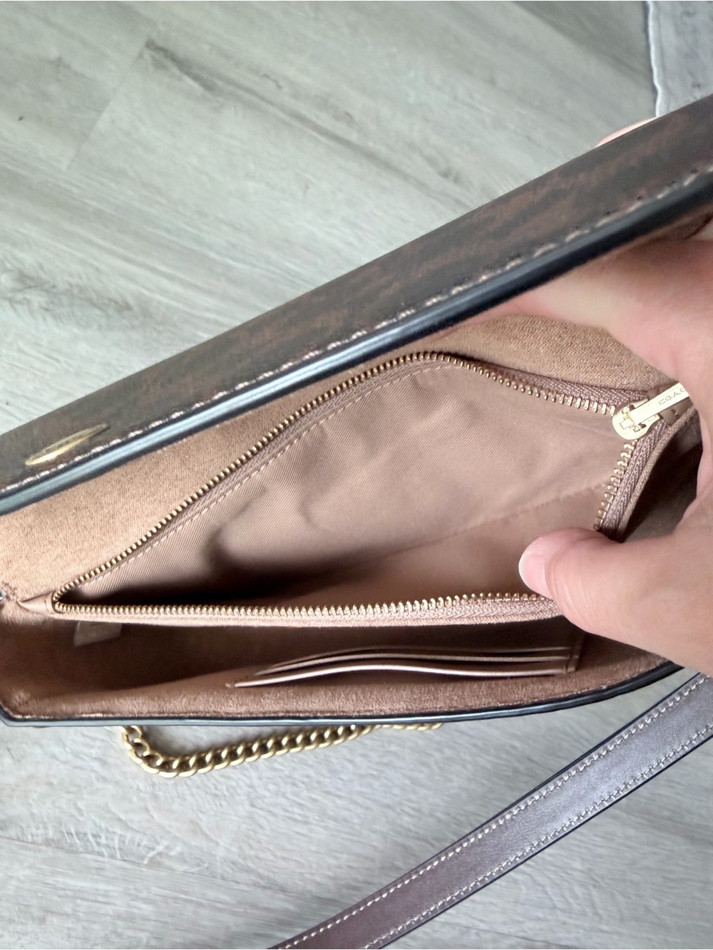 Coach Brook Flap Bag - Picture 4 of 7